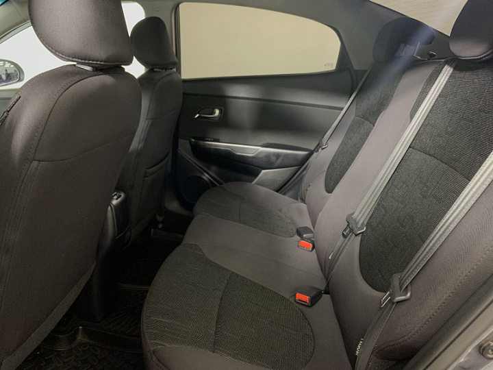 KIA Rio 1.6, 2016 года, Автоматическая, ТЕМНО-СЕРЫЙ