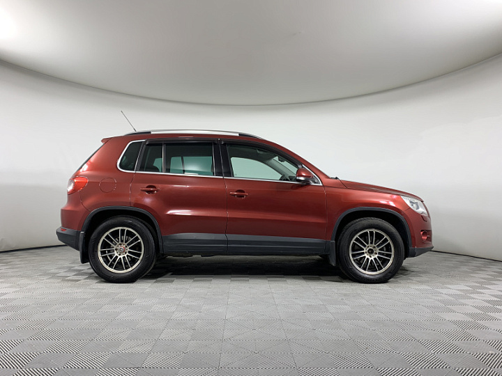 VOLKSWAGEN Tiguan 2, 2009 года, Автоматическая, ВИШНЕВО-КРАСНЫЙ
