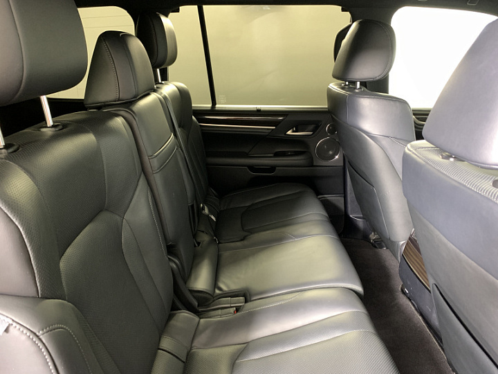 LEXUS LX 450d 4.5, 2018 года, Автоматическая, ЧЕРНЫЙ