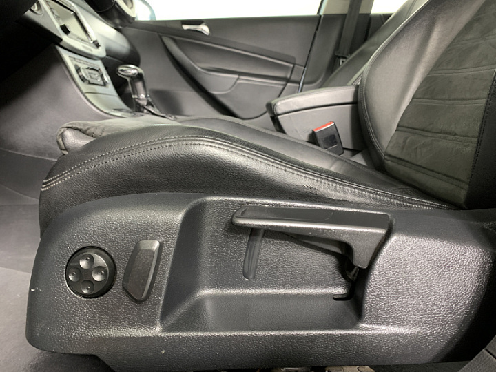 VOLKSWAGEN Passat 1.8, 2008 года, Автоматическая, Серо-голубой