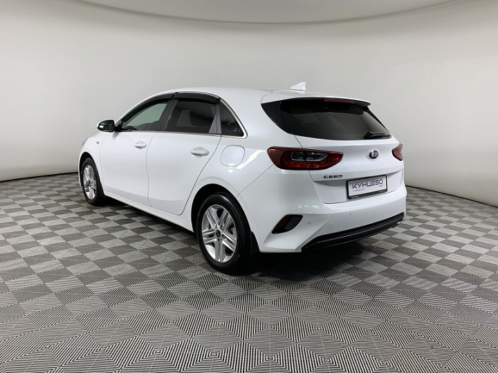 KIA Ceed 1.6, 2020 года, Автоматическая, БЕЛЫЙ