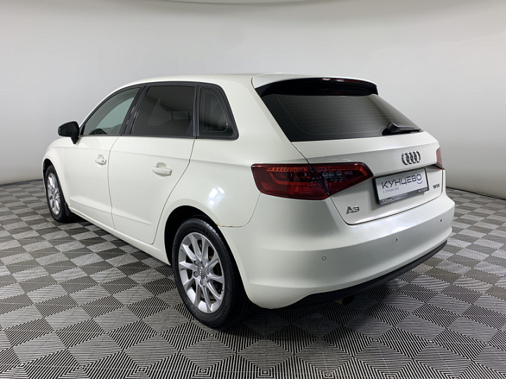 AUDI A3 1.2, 2015 года, Робот, БЕЛЫЙ