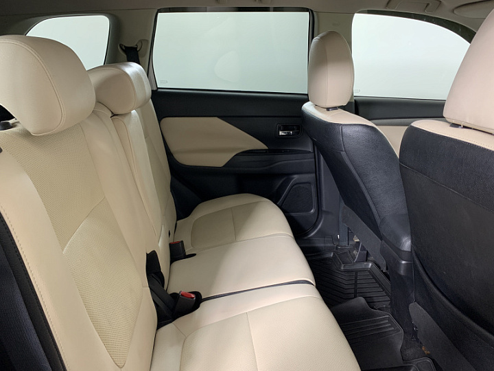 MITSUBISHI Outlander 2, 2018 года, Вариатор, БЕЛЫЙ