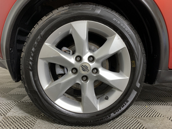 NISSAN Juke 1.6, 2012 года, Вариатор, КРАСНЫЙ