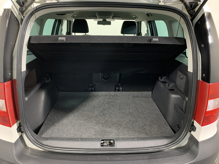 SKODA Yeti 1.2, 2012 года, Робот, БЕЛЫЙ