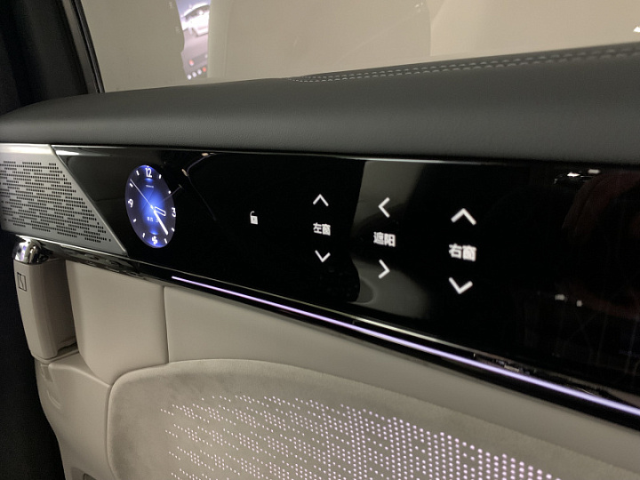 Zeekr 009 0, 2023 года, Автоматическая, ЧЕРНЫЙ