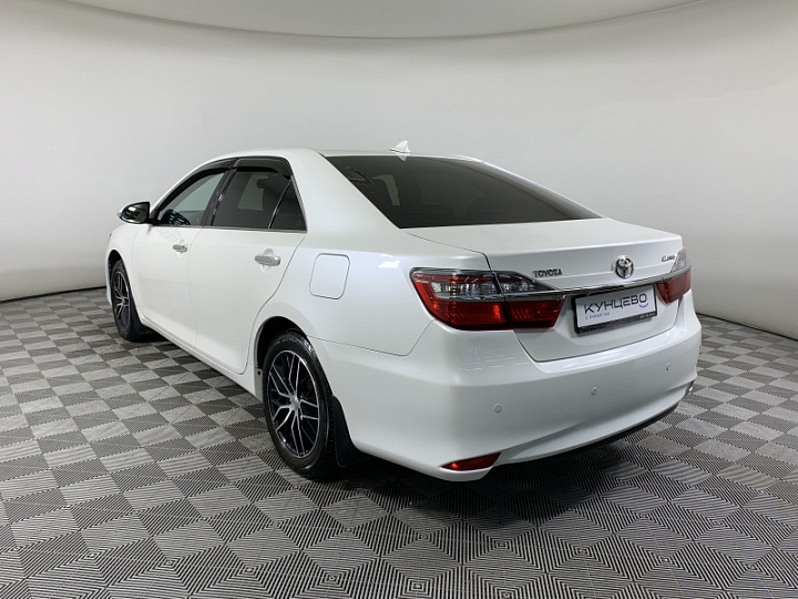 TOYOTA Camry 2.5, 2015 года, Автоматическая, БЕЛЫЙ