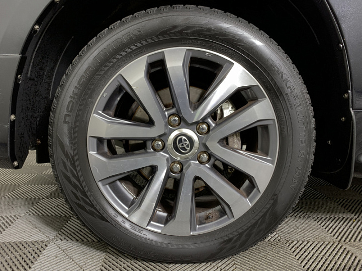 TOYOTA Land Cruiser 4.5, 2017 года, Автоматическая, ЧЕРНЫЙ