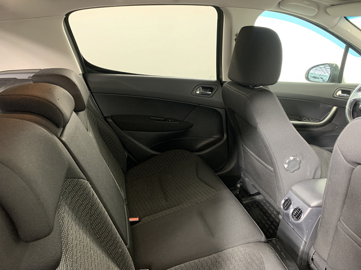 PEUGEOT 308 1.6, 2012 года, Автоматическая, Серо-бежевый