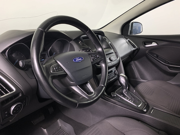Ford Focus 1.5, 2018 года, Автоматическая, Белый