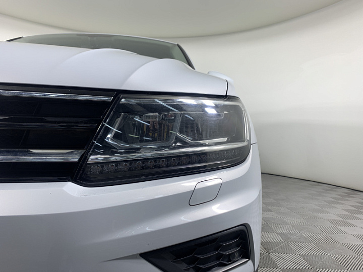 VOLKSWAGEN Tiguan 1.4, 2018 года, Робот, БЕЛЫЙ