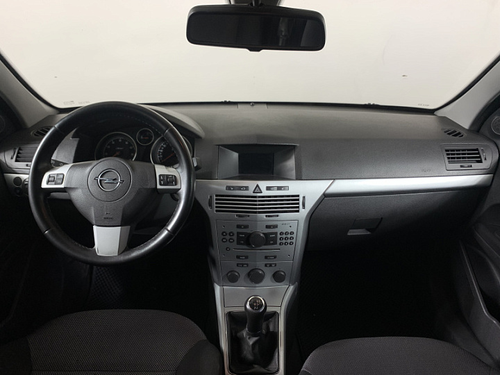 Opel Astra 1.8, 2009 года, Механика, Темно-серый