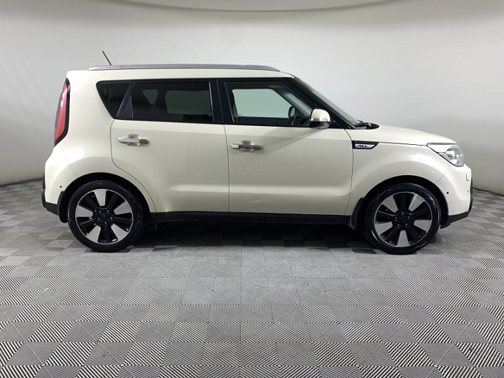KIA Soul 1.6, 2015 года, Автоматическая, Бежевый