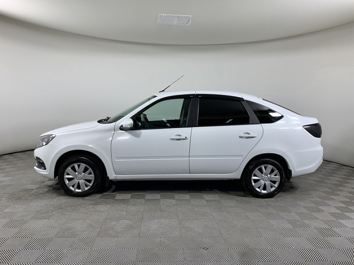 Lada Granta 1.6, 2023 года, Механика, БЕЛЫЙ
