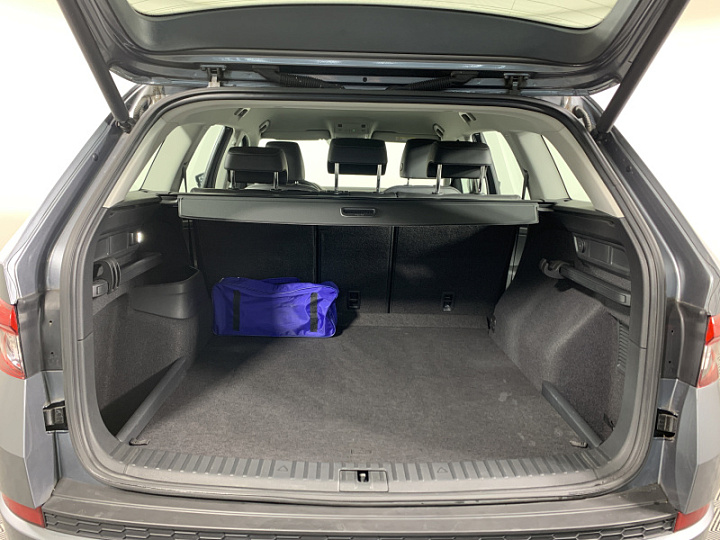 SKODA Kodiaq 1.4, 2019 года, Робот, СЕРЫЙ
