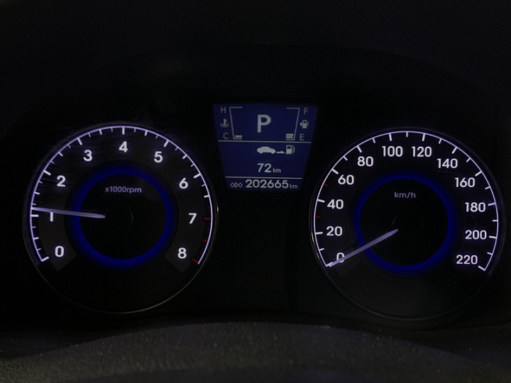 HYUNDAI Solaris 1.6, 2014 года, Автоматическая, Черно-Серый