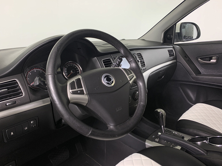 SSANGYONG Actyon 2, 2011 года, Автоматическая, БЕЛЫЙ