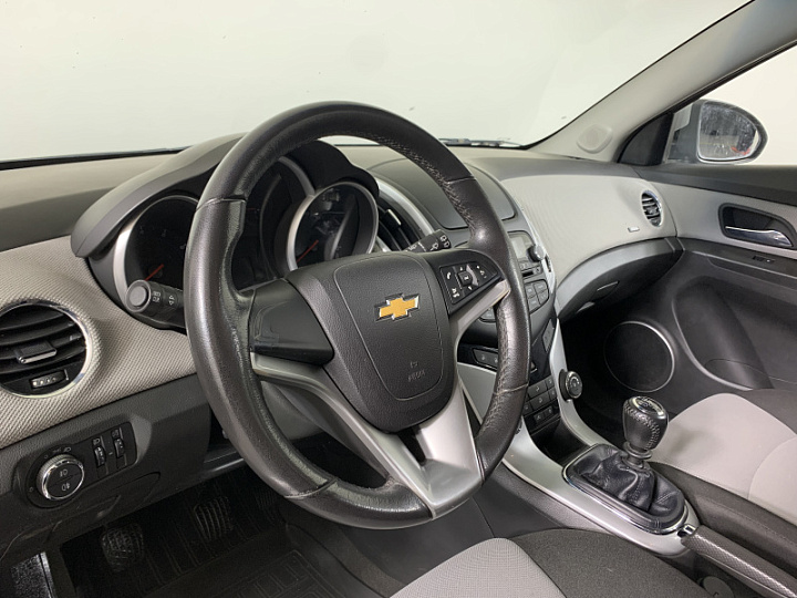 CHEVROLET Cruze 1.8, 2015 года, Механика, Серебристый металлик