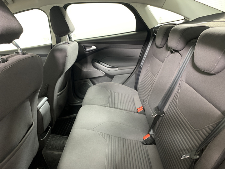 FORD Focus 1.6, 2016 года, Робот, СЕРЫЙ