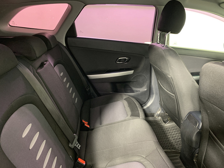 KIA Ceed 1.6, 2012 года, Механика, БЕЛЫЙ
