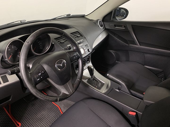 MAZDA 3 1.6, 2011 года, Автоматическая, Серебристый