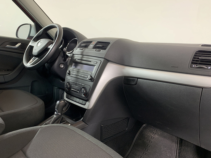 SKODA Yeti 1.2, 2014 года, Робот, КРАСНЫЙ