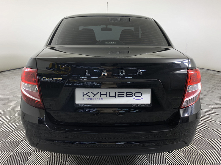 LADA (ВАЗ) Granta 1.6, 2022 года, Механика, Черный