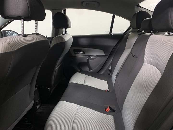Chevrolet Cruze 1.6, 2013 года, Механика, Черный