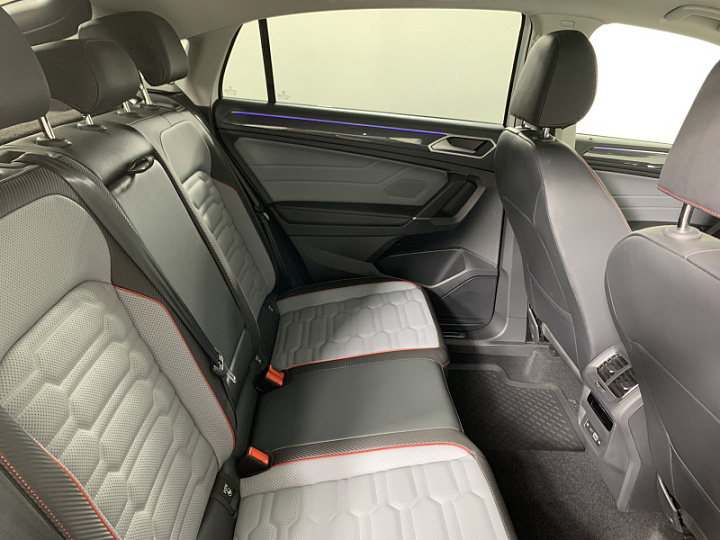 VOLKSWAGEN Tiguan 2, 2023 года, Робот, БЕЛЫЙ