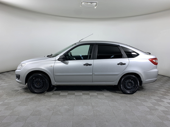Lada Granta 1.6, 2017 года, Механика, Серебристый