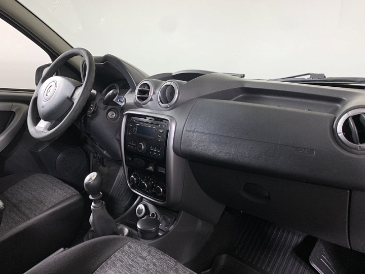 Renault Duster 1.6, 2013 года, Механика, Коричневый