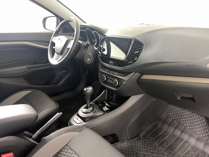Lada Vesta 1.6, 2019 года, Робот, ЧЕРНЫЙ