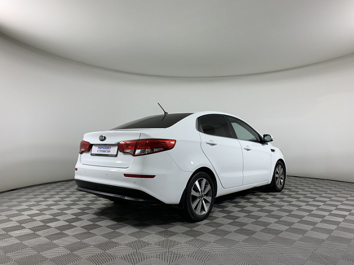 KIA Rio 1.6, 2015 года, Автоматическая, БЕЛЫЙ