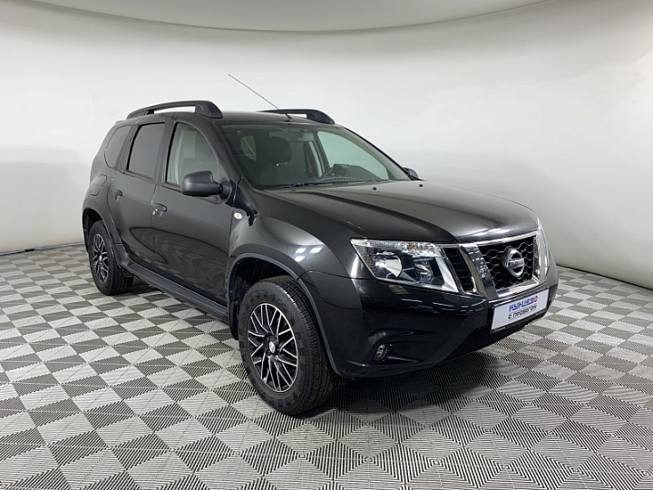 NISSAN Terrano 1.6, 2017 года, Механика, ЧЕРНЫЙ