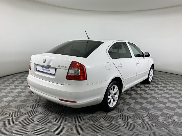 SKODA Octavia 1.4, 2012 года, Робот, БЕЛЫЙ