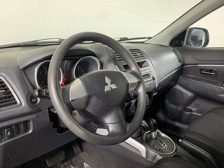 MITSUBISHI ASX 1.8, 2011 года, Вариатор, Серебристый