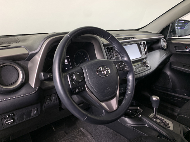 TOYOTA RAV4 2.5, 2018 года, Автоматическая, БЕЛЫЙ