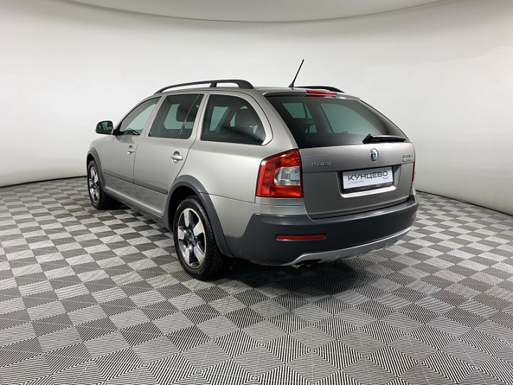 SKODA Octavia 1.8, 2012 года, Механика, БЕЖЕВЫЙ