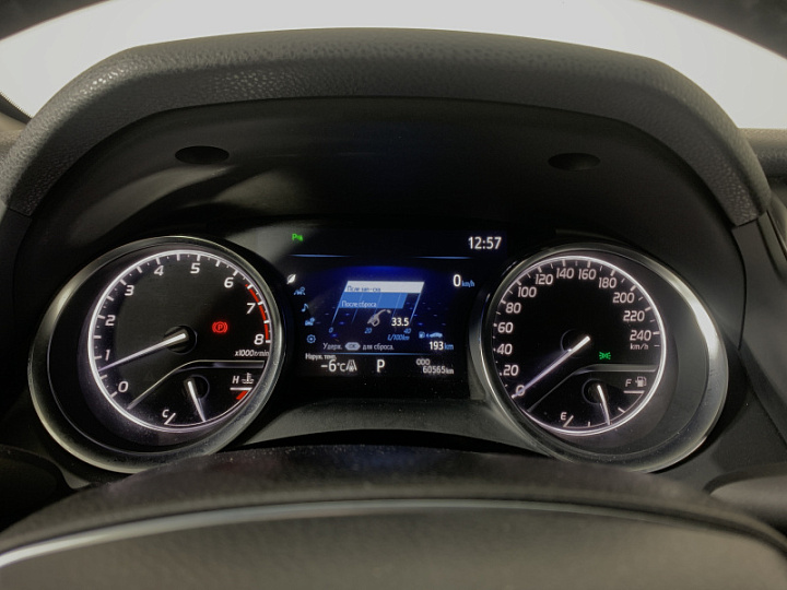 TOYOTA Camry 2.5, 2021 года, Автоматическая, БЕЛЫЙ