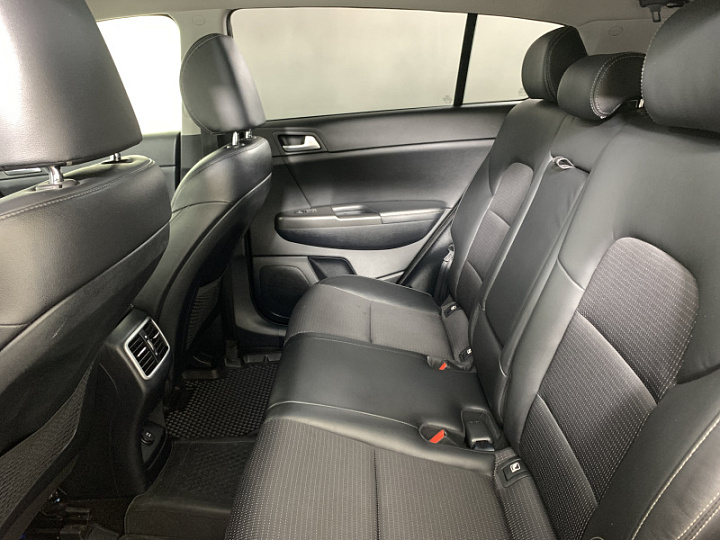 KIA Sportage 2, 2018 года, Автоматическая, Серебристый