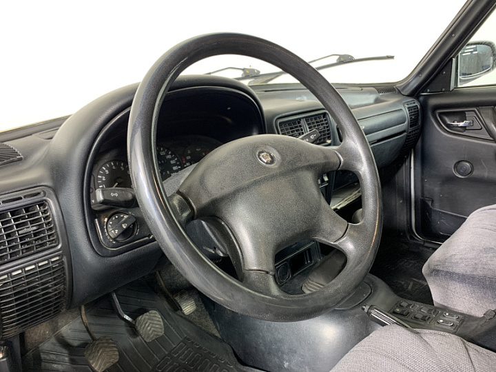 ГАЗ 31105 «Волга» 2.3, 2005 года, Механика, Серебристый