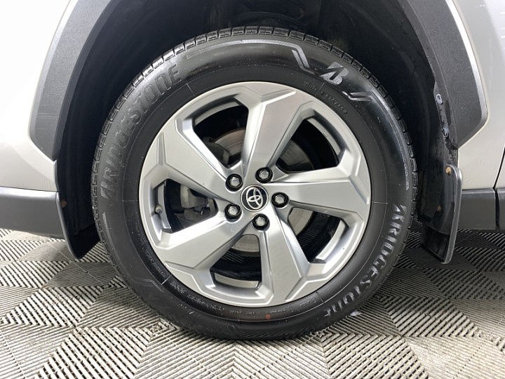 Toyota RAV4 2, 2021 года, Автоматическая, Серый