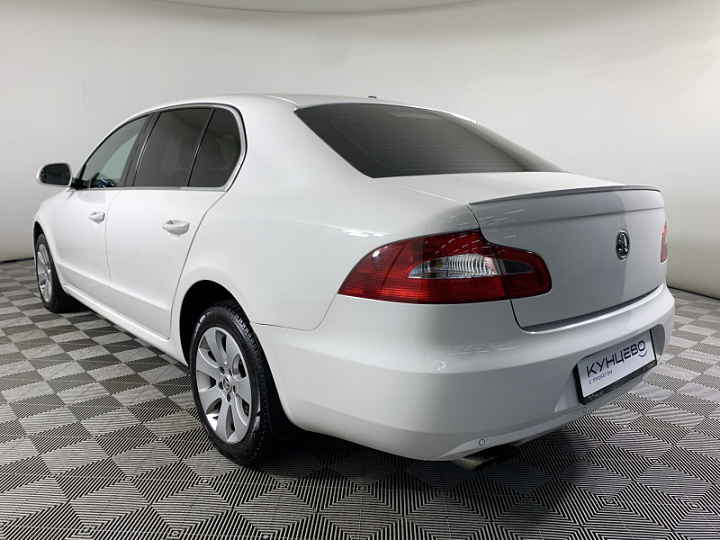SKODA Superb 1.8, 2012 года, Автоматическая, БЕЛЫЙ