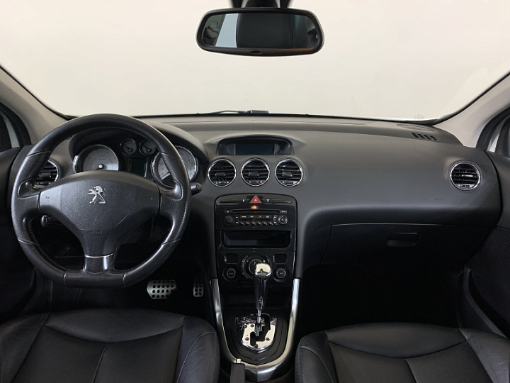 Peugeot 308 1.6, 2011 года, Автоматическая, Белый