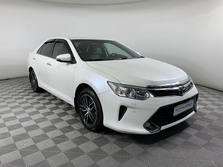 TOYOTA Camry 2.5, 2015 года, Автоматическая, БЕЛЫЙ