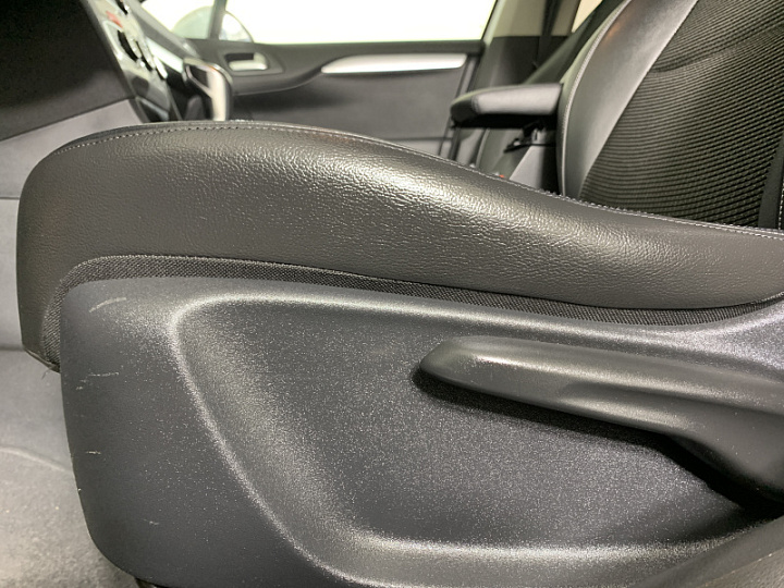 CITROEN C4 1.6, 2016 года, Автоматическая, БЕЛЫЙ