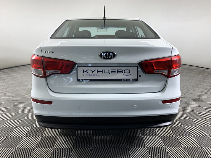 KIA Rio 1.4, 2015 года, Механика, БЕЛЫЙ