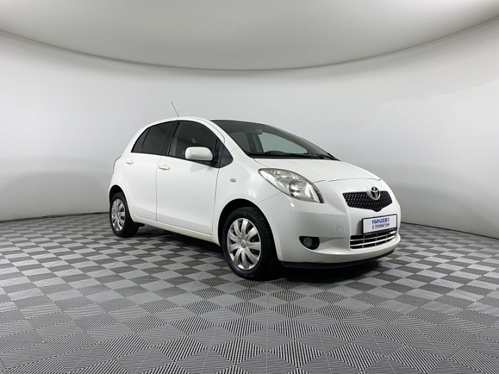 TOYOTA Yaris 1.3, 2008 года, Робот, БЕЛЫЙ