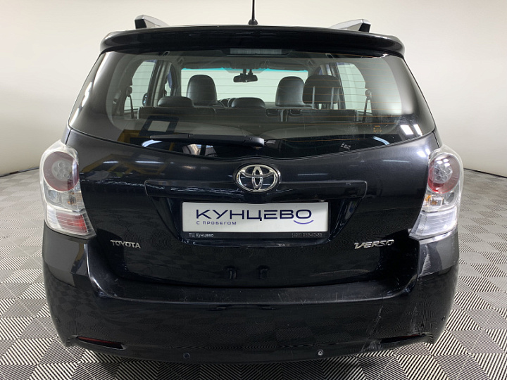 Toyota Verso 1.8, 2012 года, Вариатор, Черный