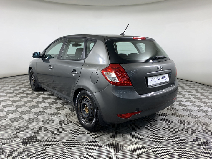 KIA Ceed 1.6, 2010 года, Автоматическая, Серебристый